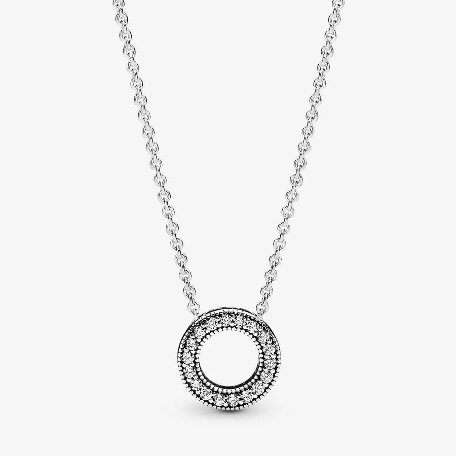 Collier Cercle en pavé avec logo Pandora