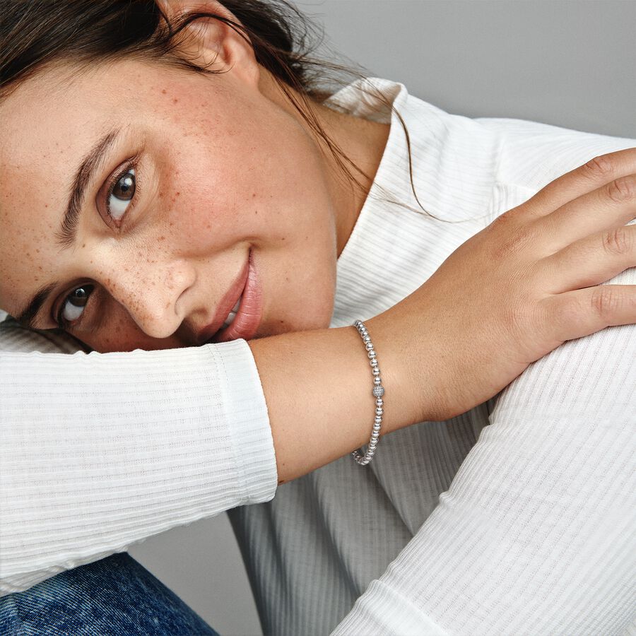 Bracelet avec perles et pavé