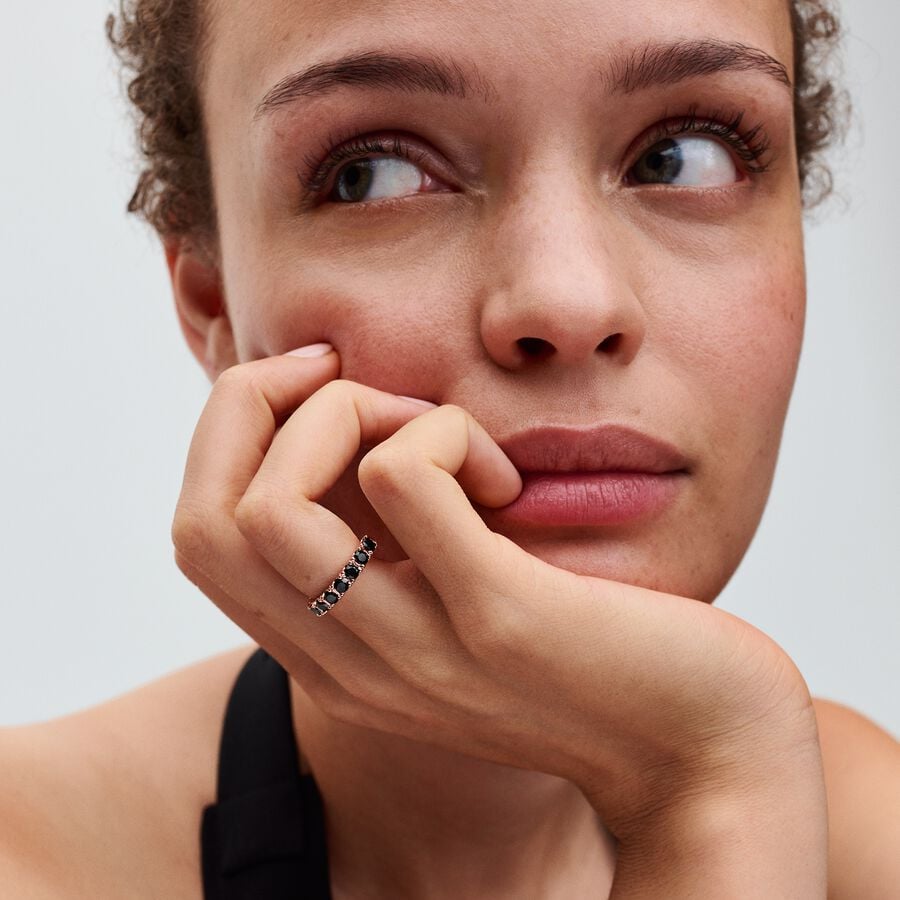 Bague éternité Ligne scintillante noire