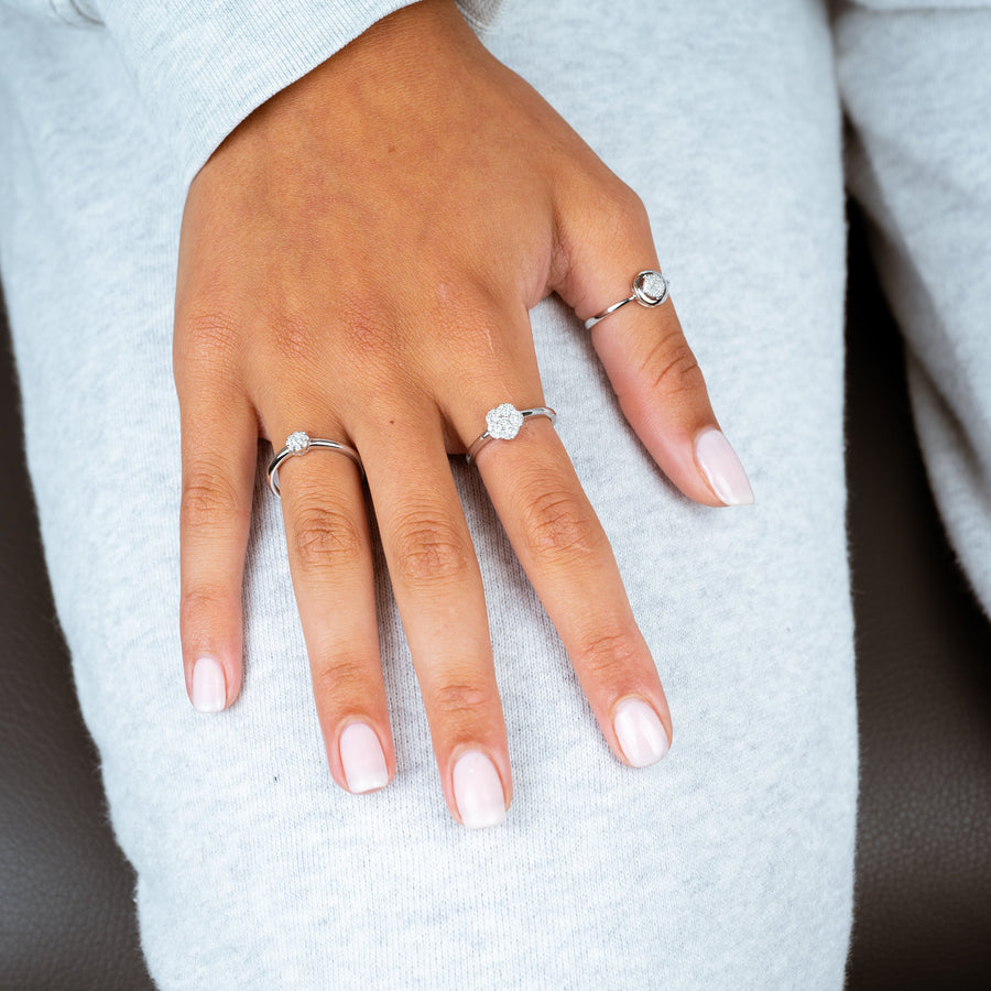 Hollow Flower Diamond Ring