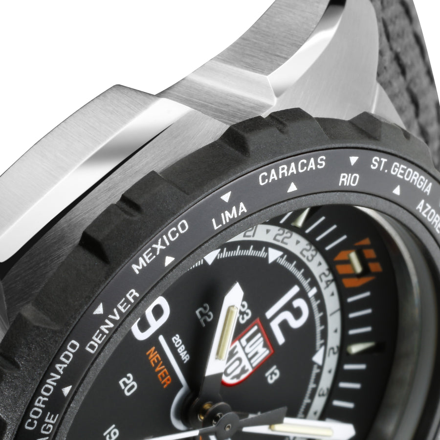 Montre bear grylls online luminox